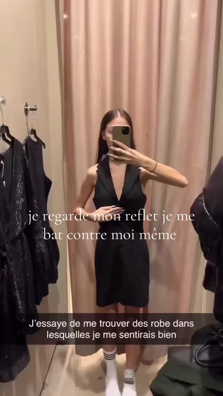 @✯