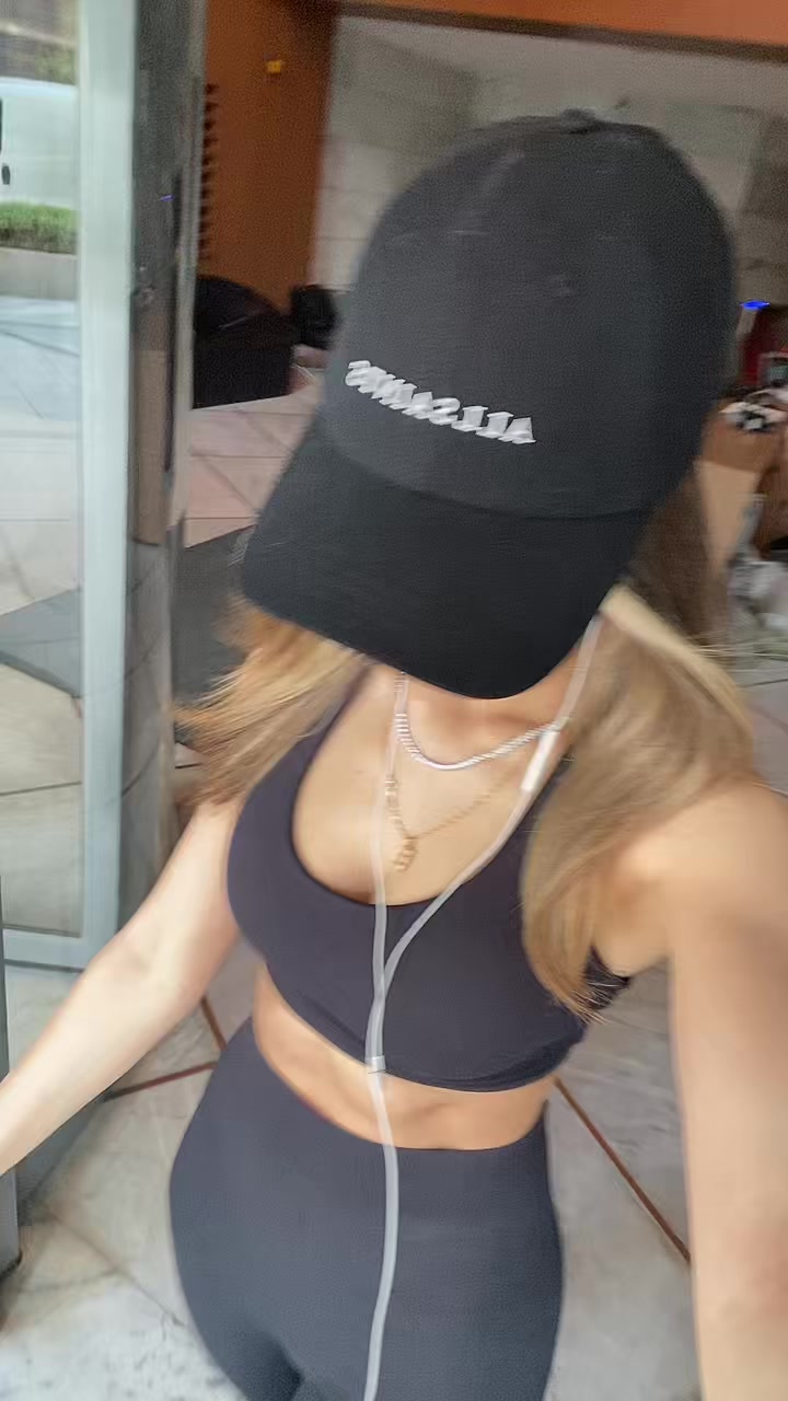 @Ece &Ccedil;evik