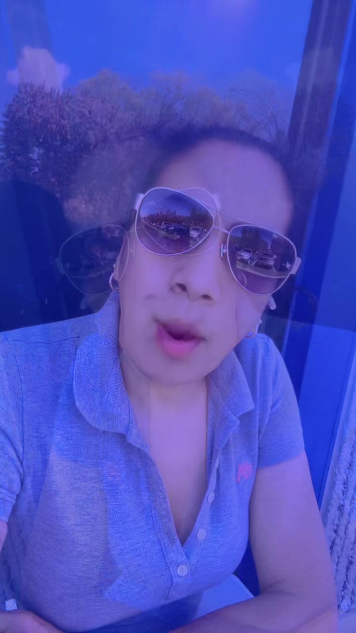 @Victoria55