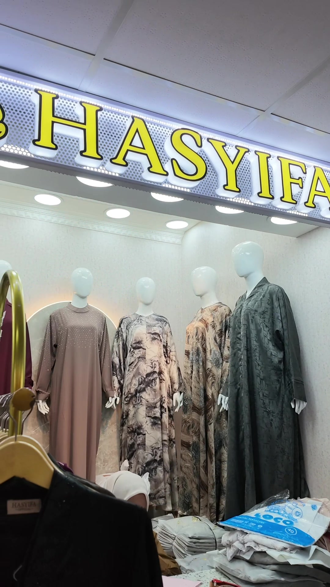 @Hasyifaofficial