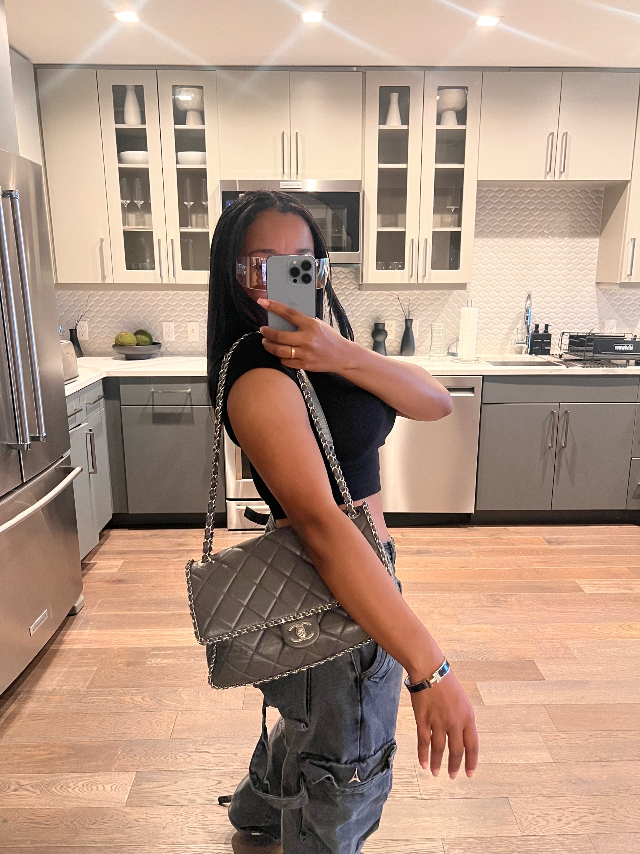 @Lena J
