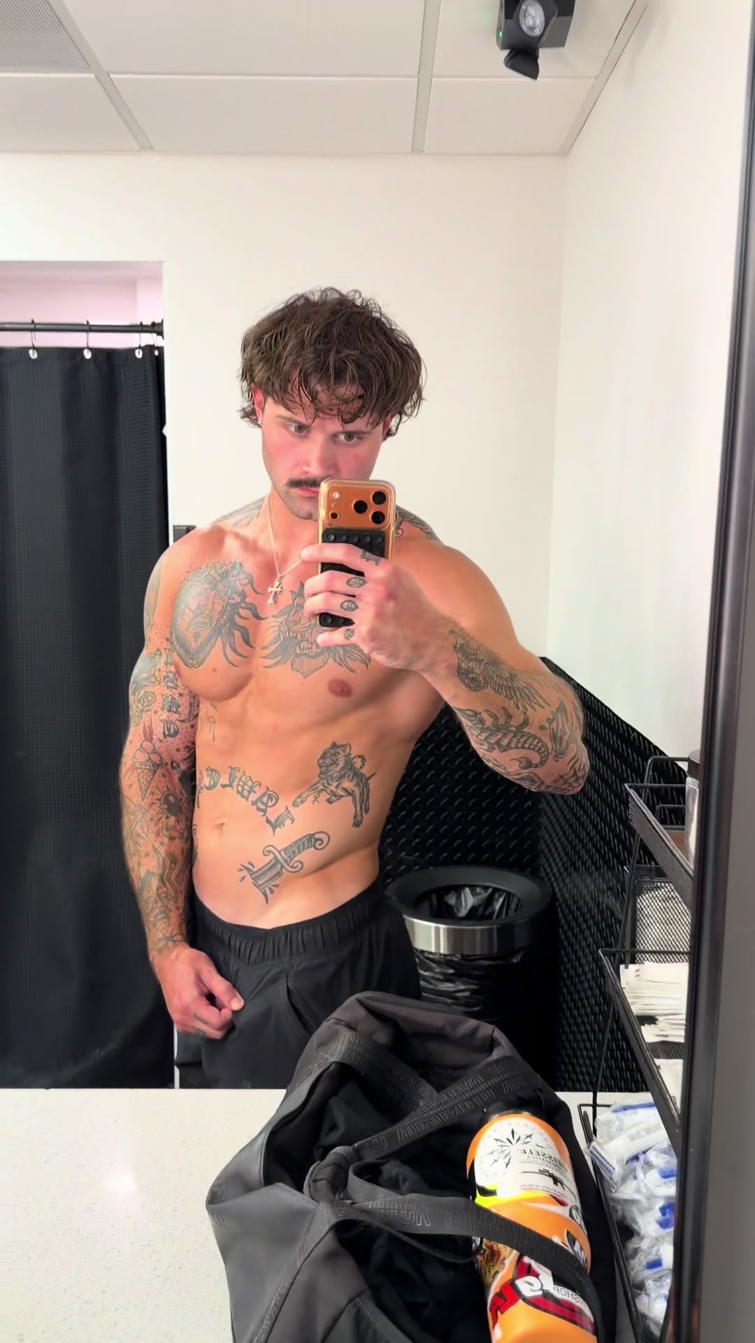 @connorblackism