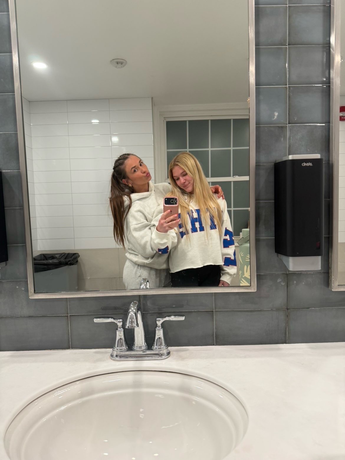@brookie 🦦