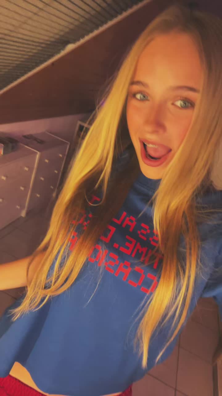 @Lena