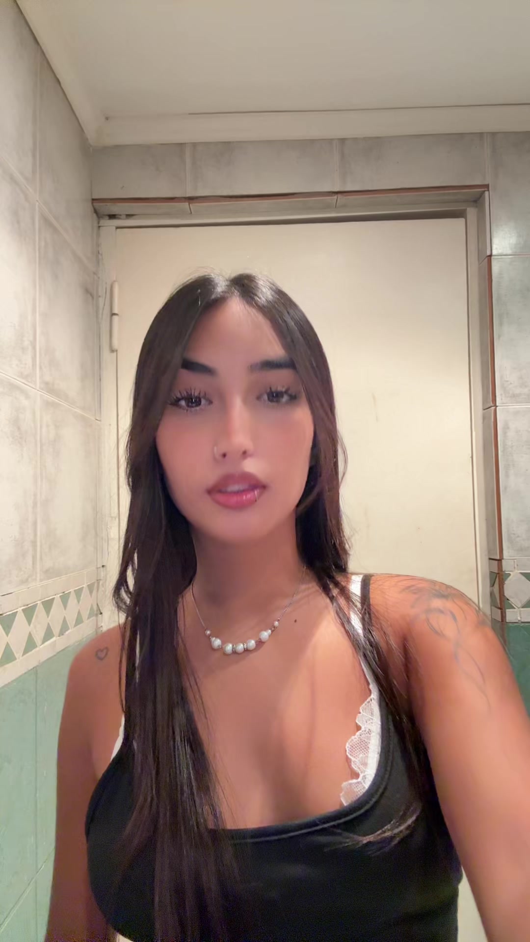 @𝒮𝑜𝒻𝒾𝒶