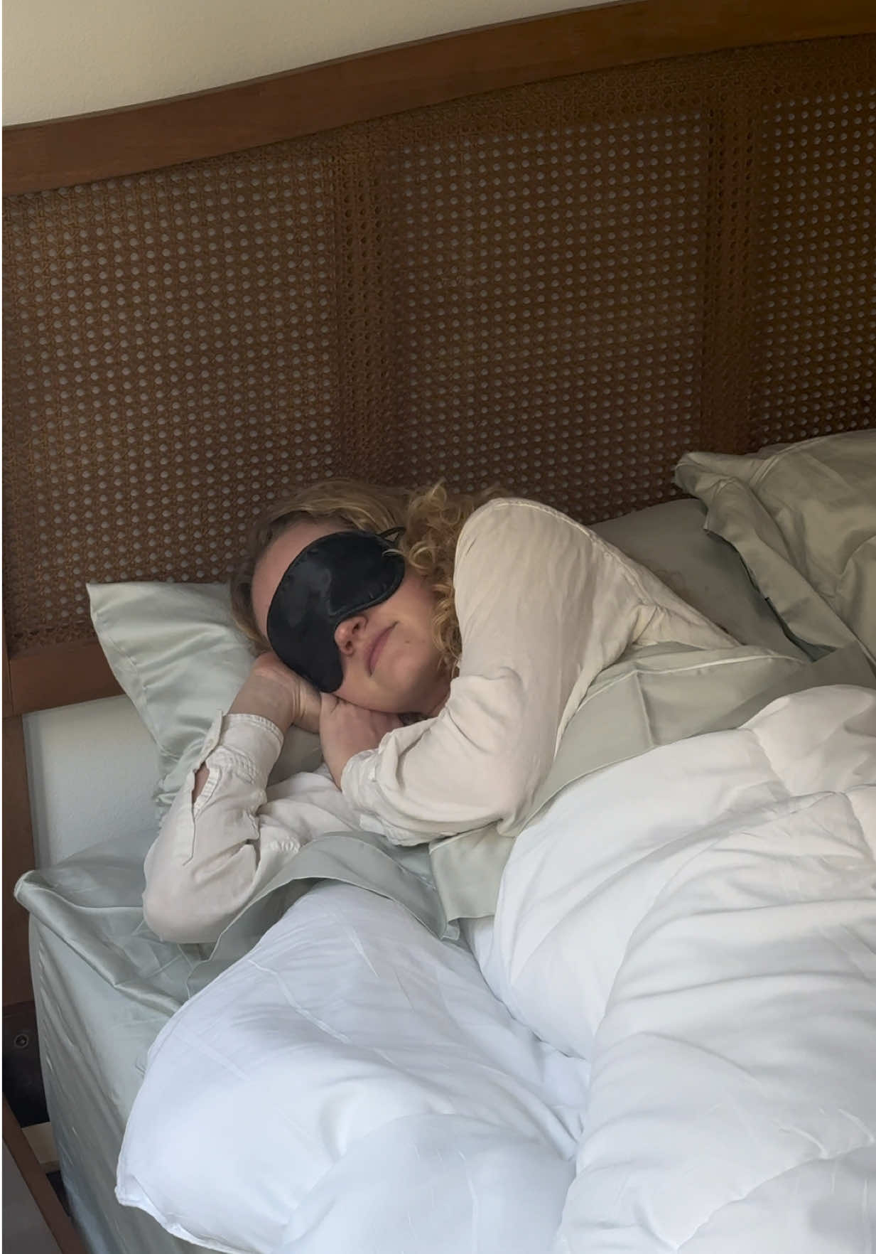 @Delaney | sleep content