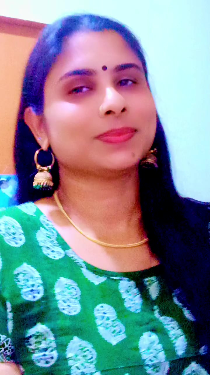 @priya ponus❤️