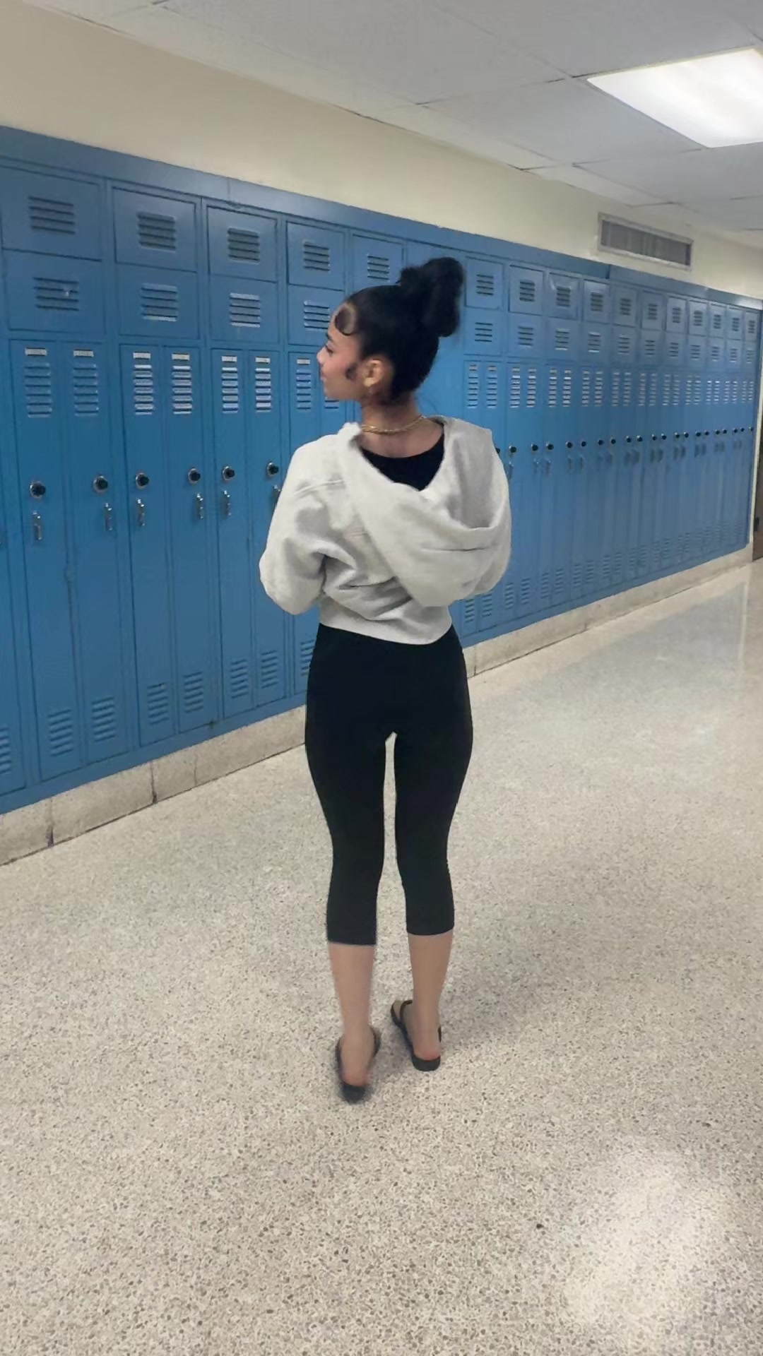 @Plsscrollifykme