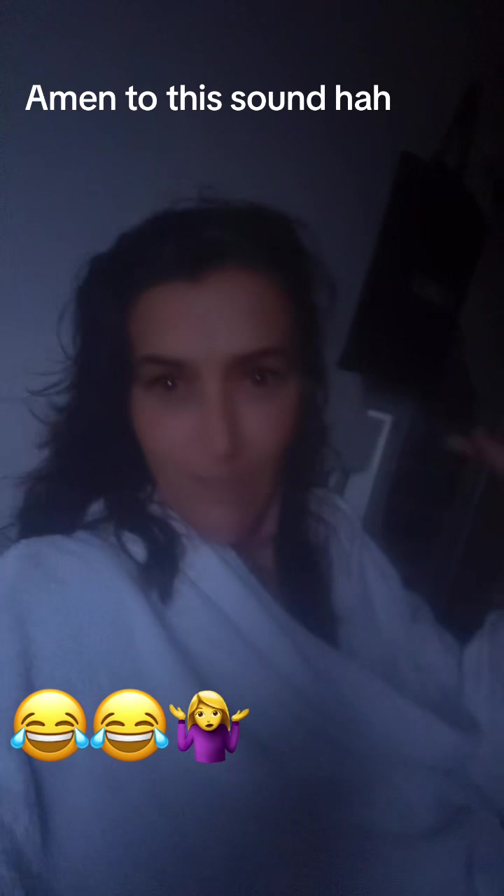 @Kellybear