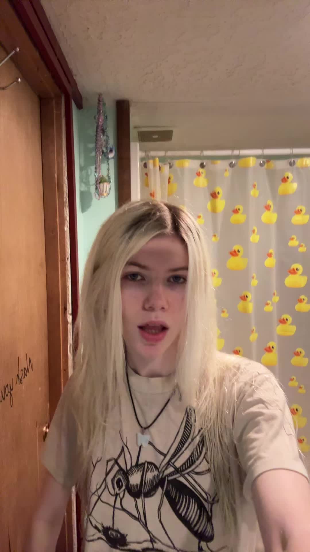 @tay