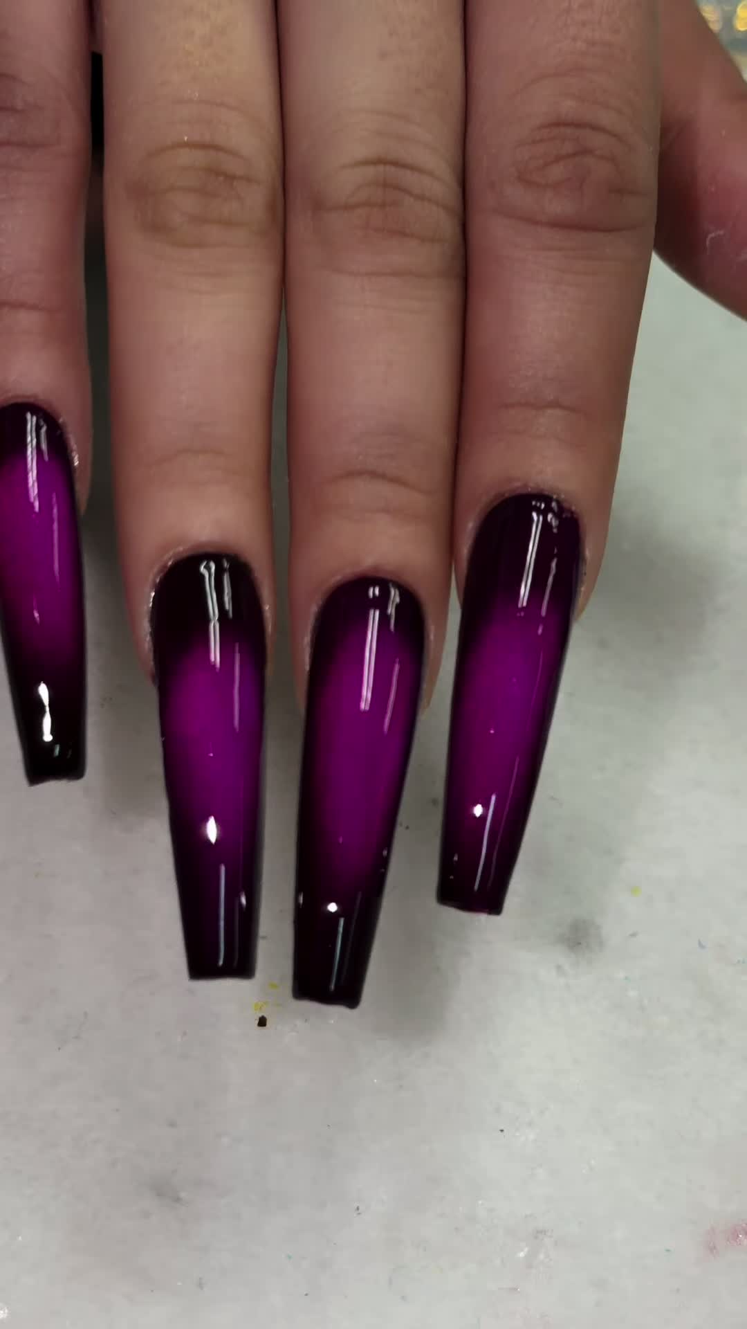 @Riya's Nails