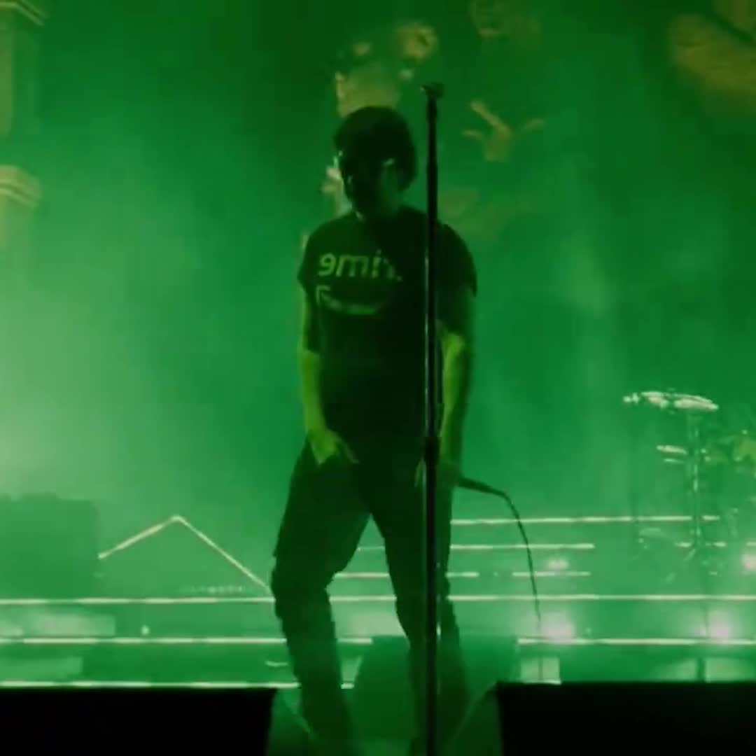 @The Strokes Fan