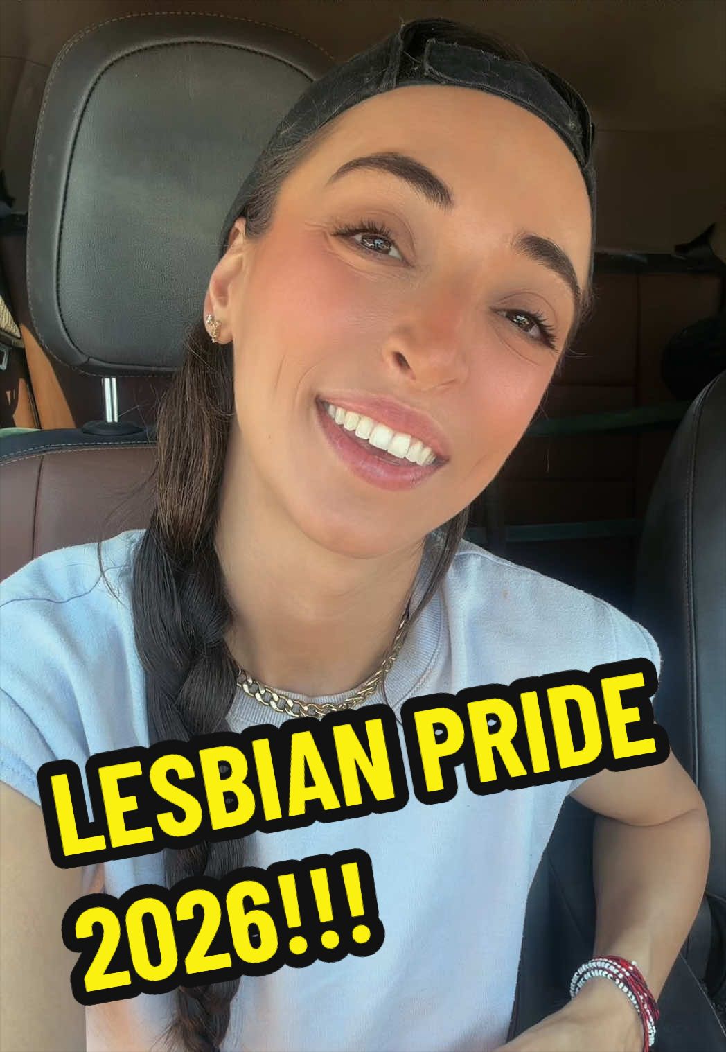 @lesbianflexx | WLW Community