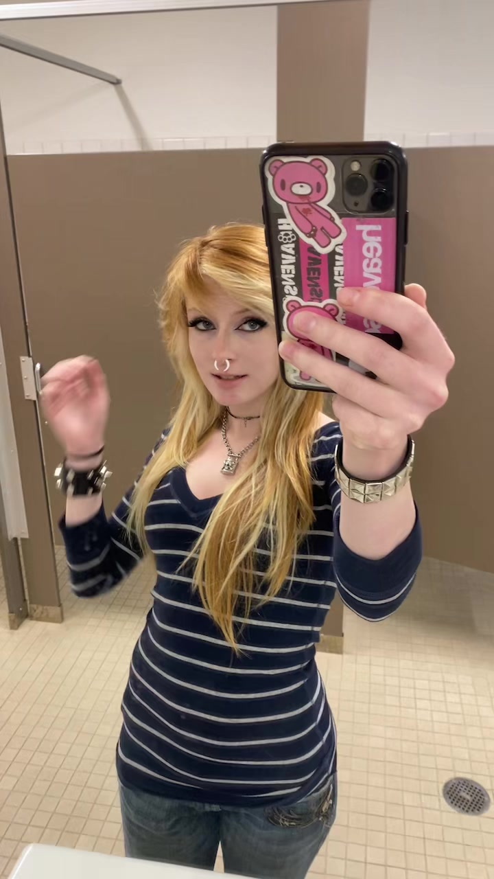 @𝓜𝓪𝓴𝓮𝓭𝓪
