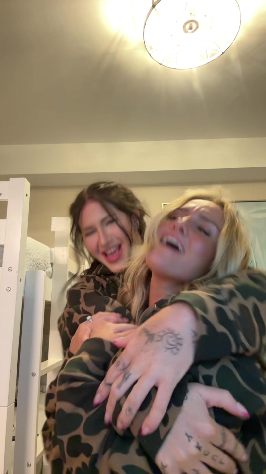 @KP