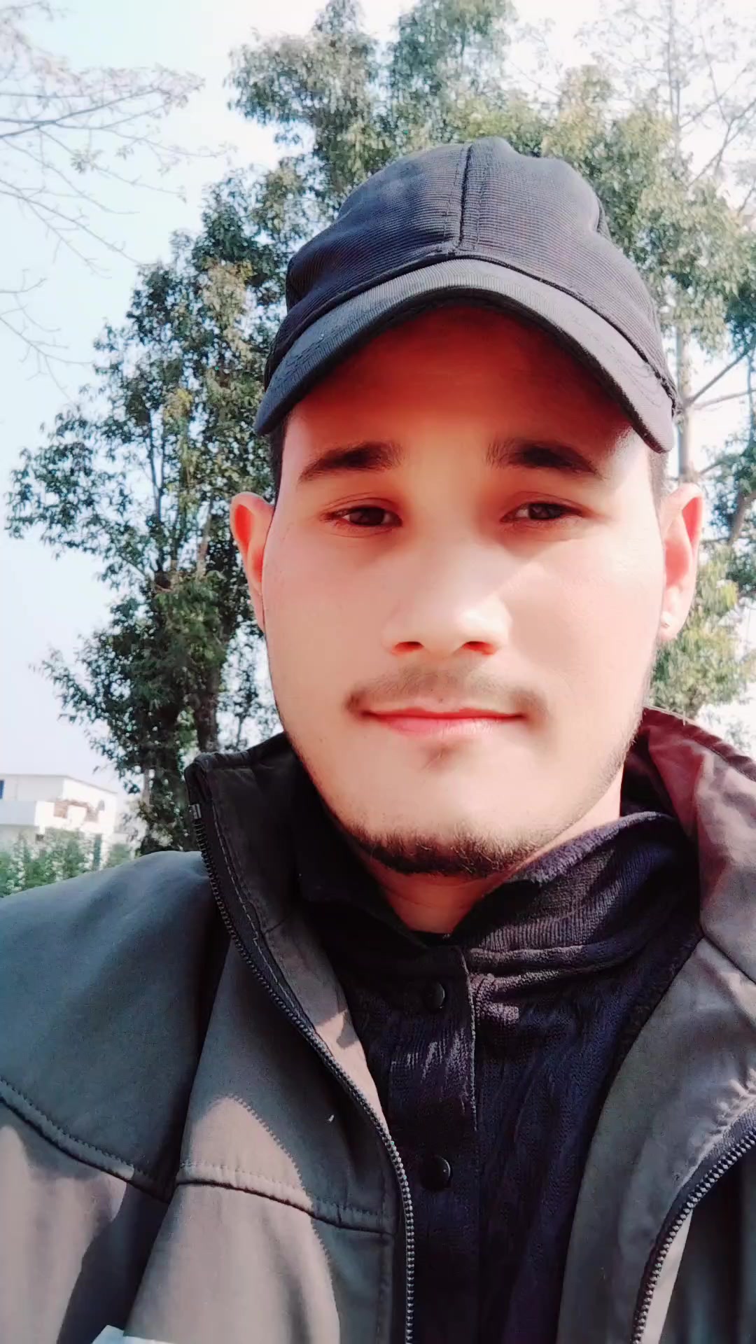 @𝘽𝙚𝙚𝙠𝘼𝙨𝙝_𝙏𝙝𝙖𝙦𝙪𝙧𝙞✅