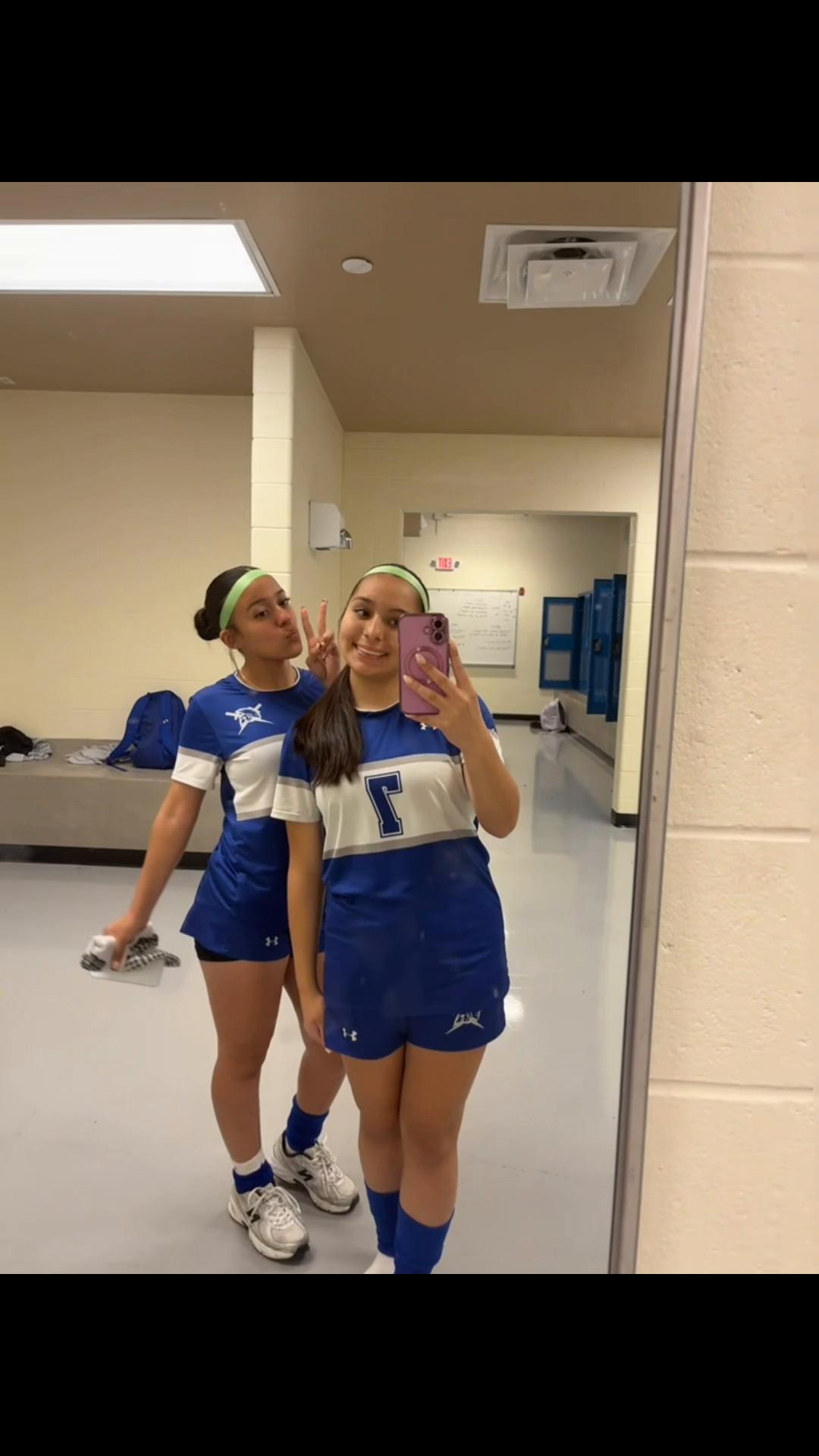 @Anaidy🦦