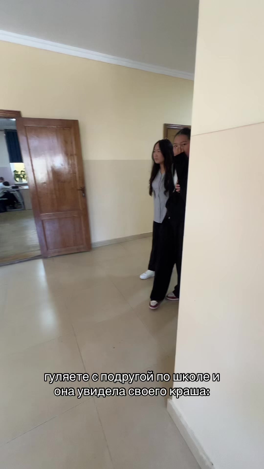 @8v