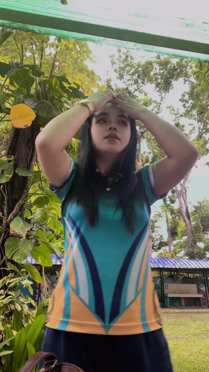 @🎧🦋