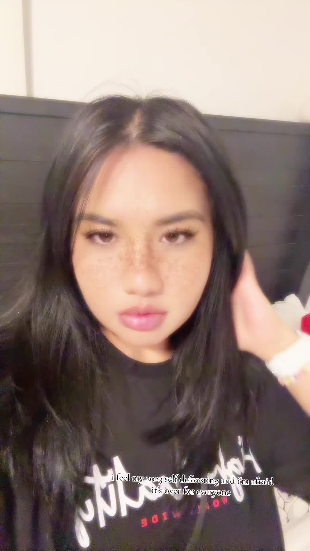 @️