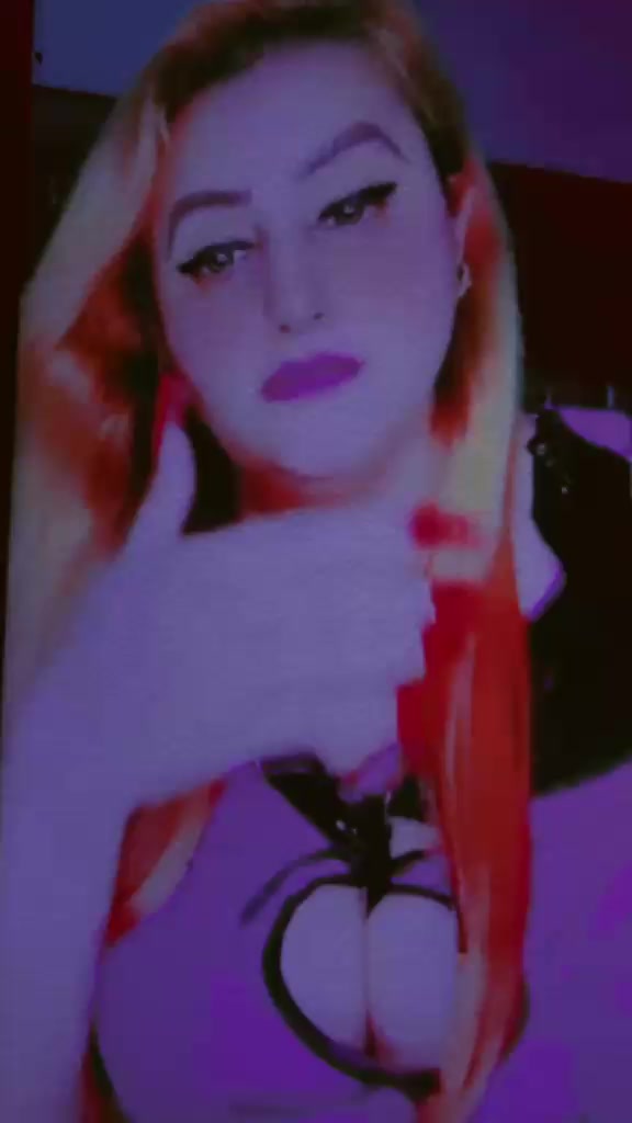 @𝔸𝕗𝕣𝕖𝕖𝕟 𝕂𝕙𝕒𝕟 𝟚💃🥂