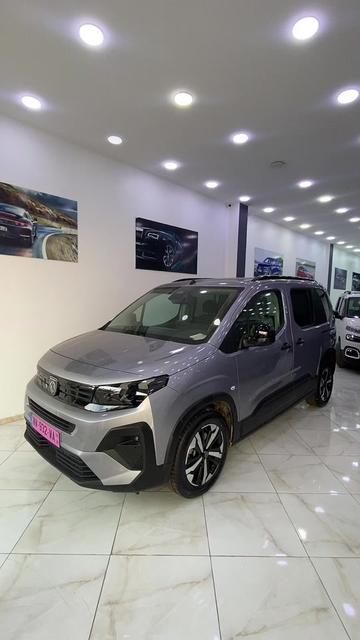 @Automobiles Abdenour