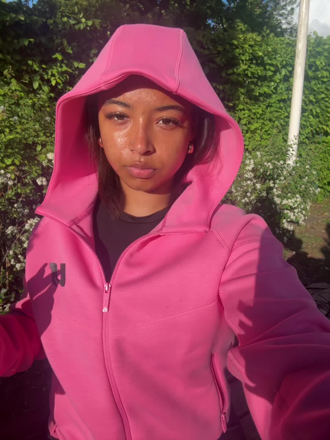 @Emiii