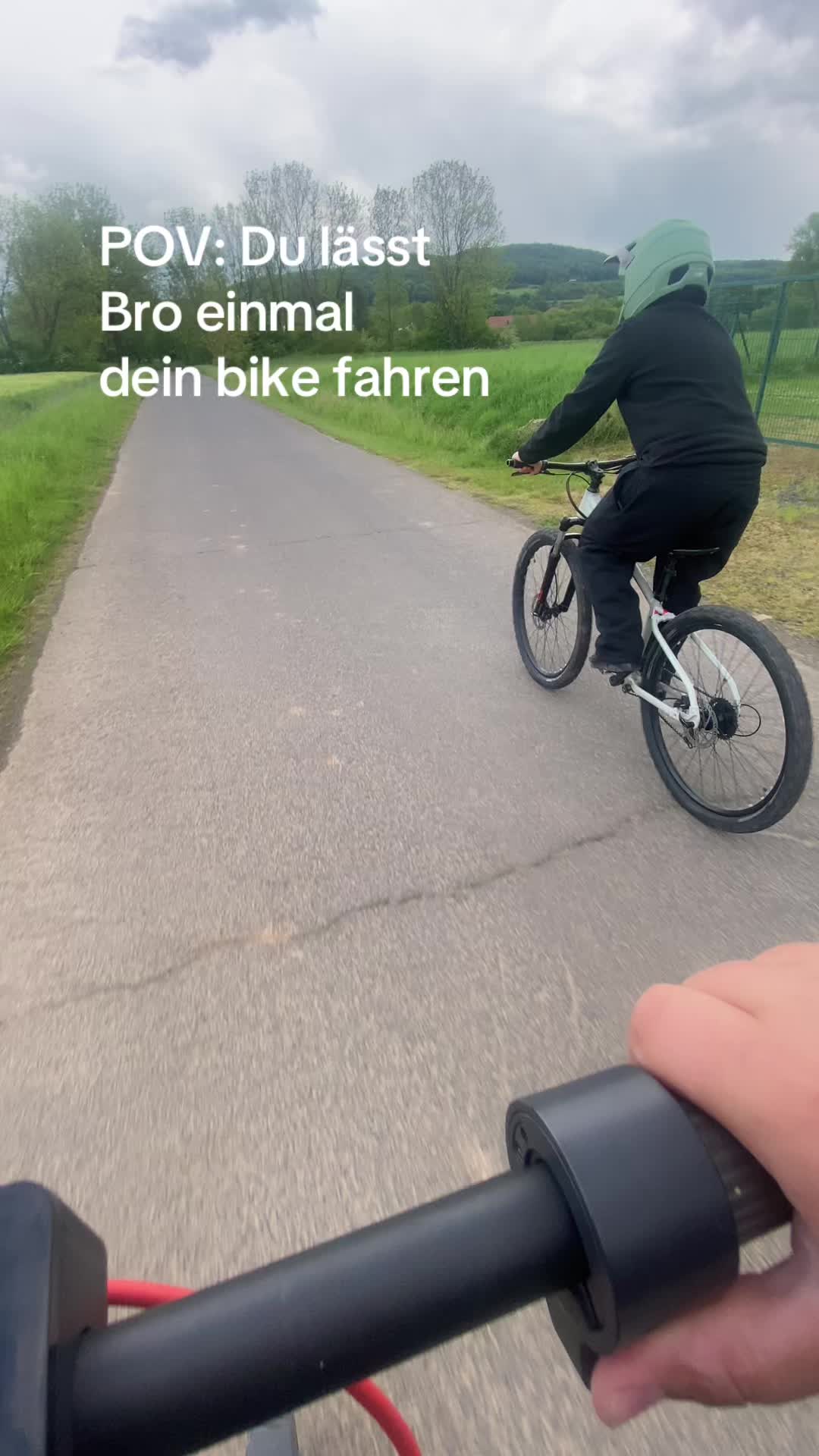 @Maxim_kss🇩🇪🇷🇺