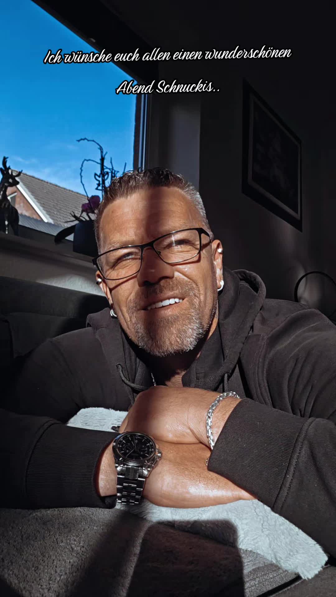 @🤜🖤🤍𝕸𝖆𝖎𝖐🤍🖤🤛