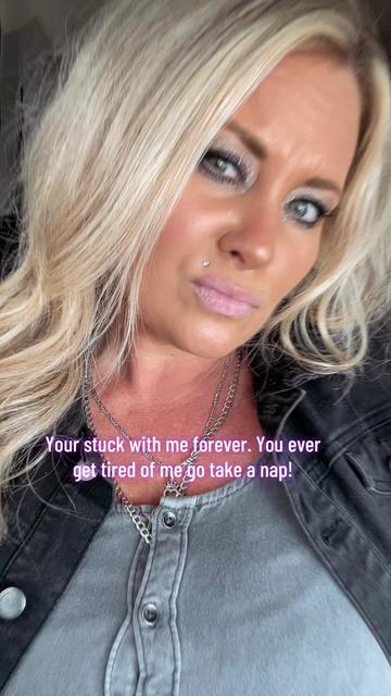@HotMessMissRiss🩷