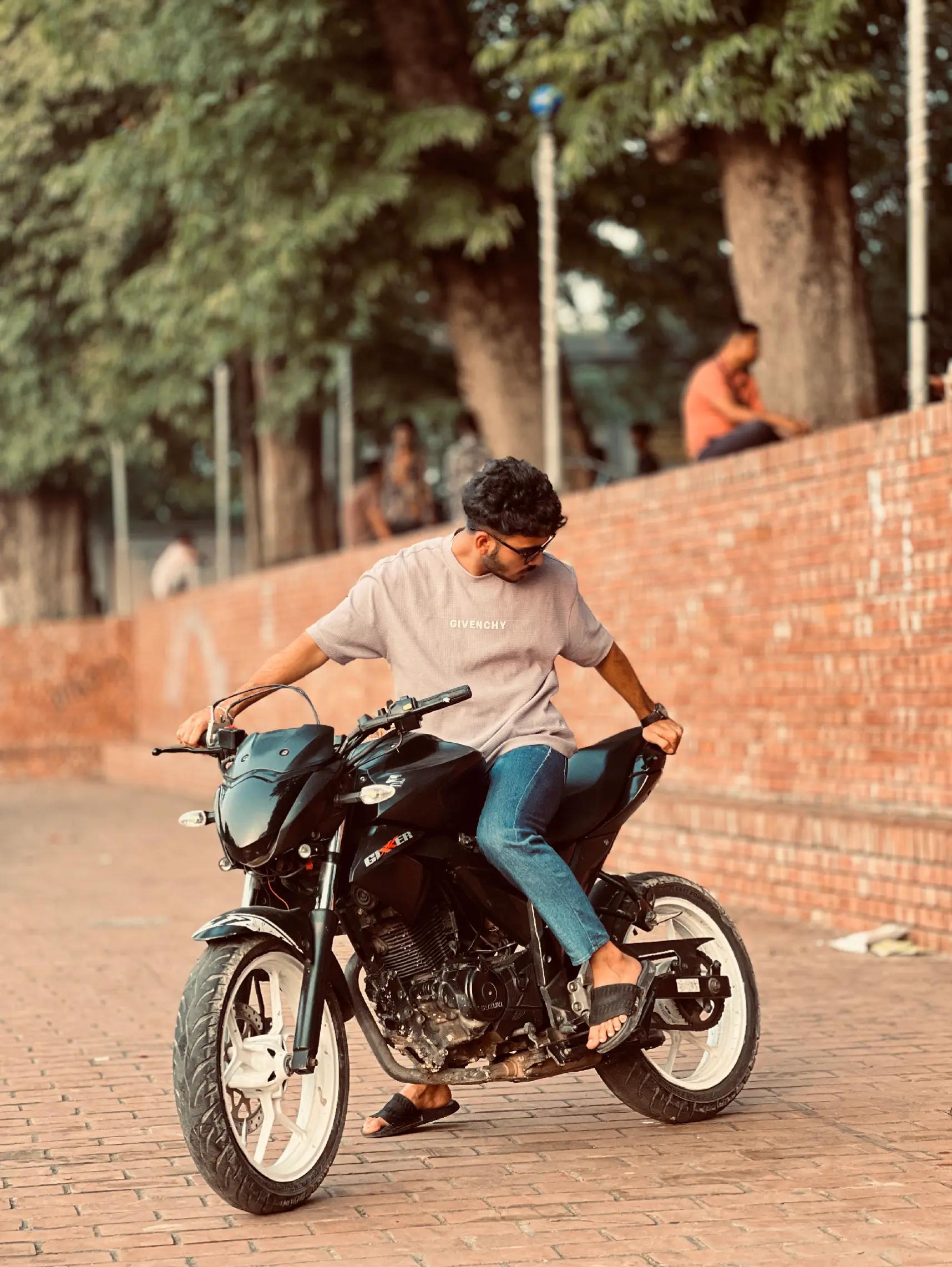 @Hm.Rahul.Vai