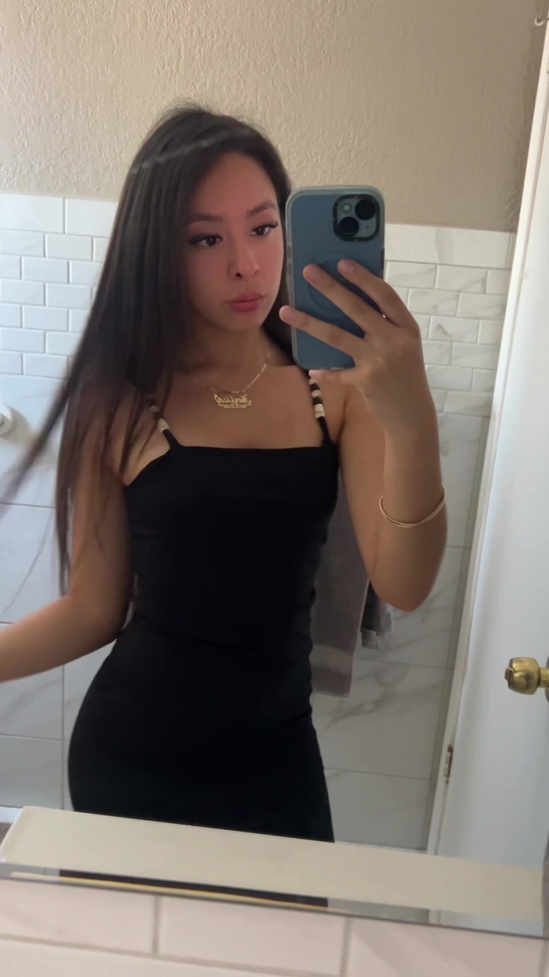 @️noellia