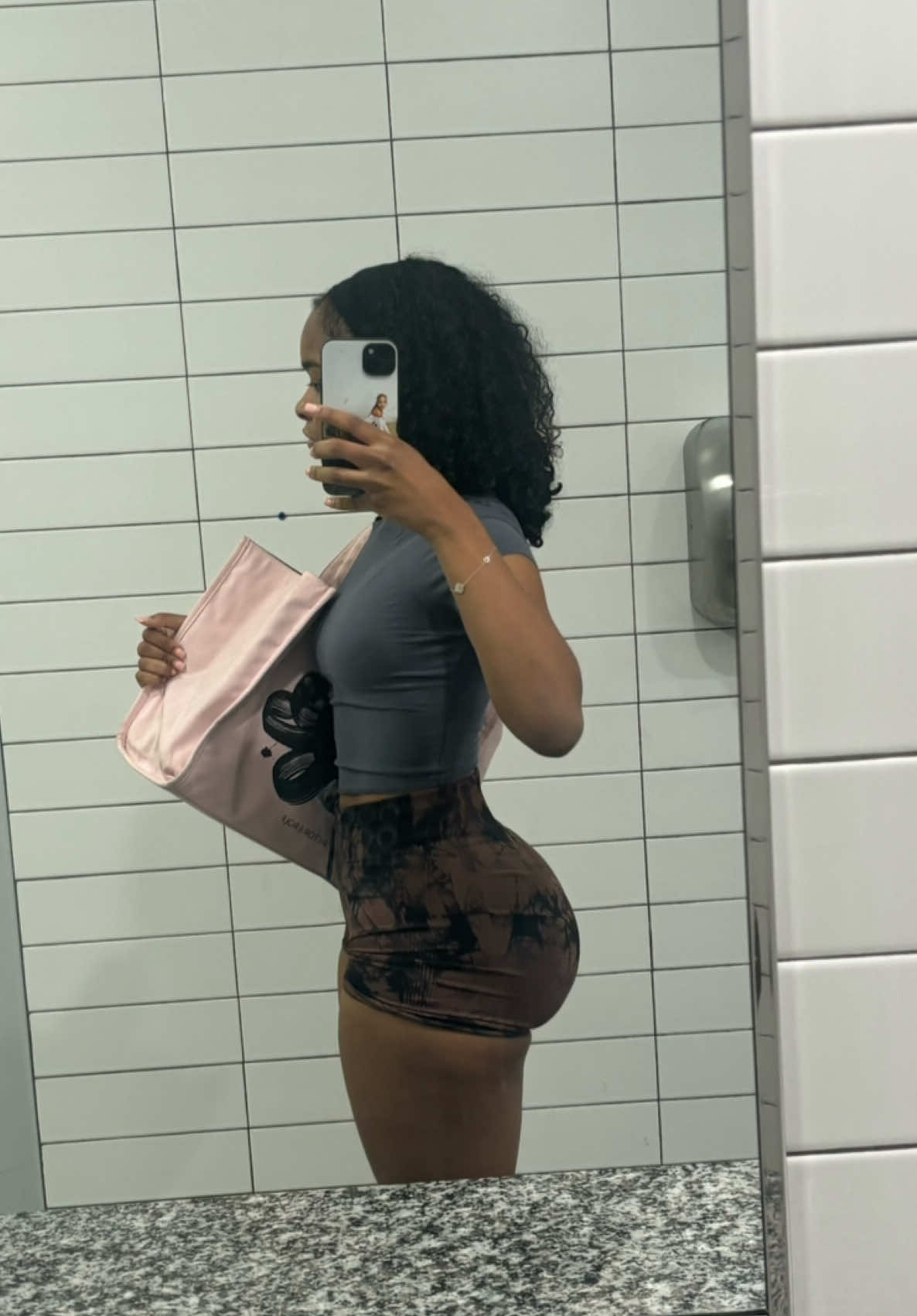 @Kamilliont