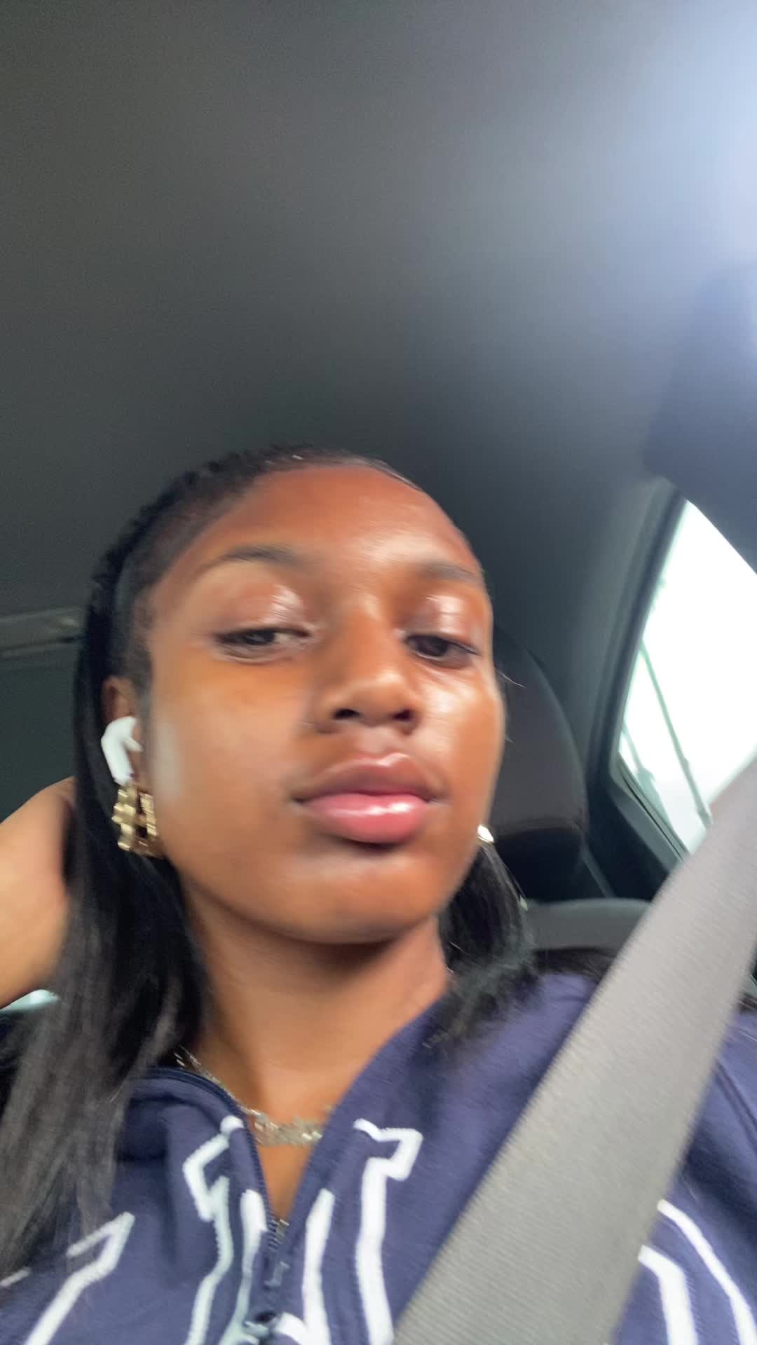 @👸