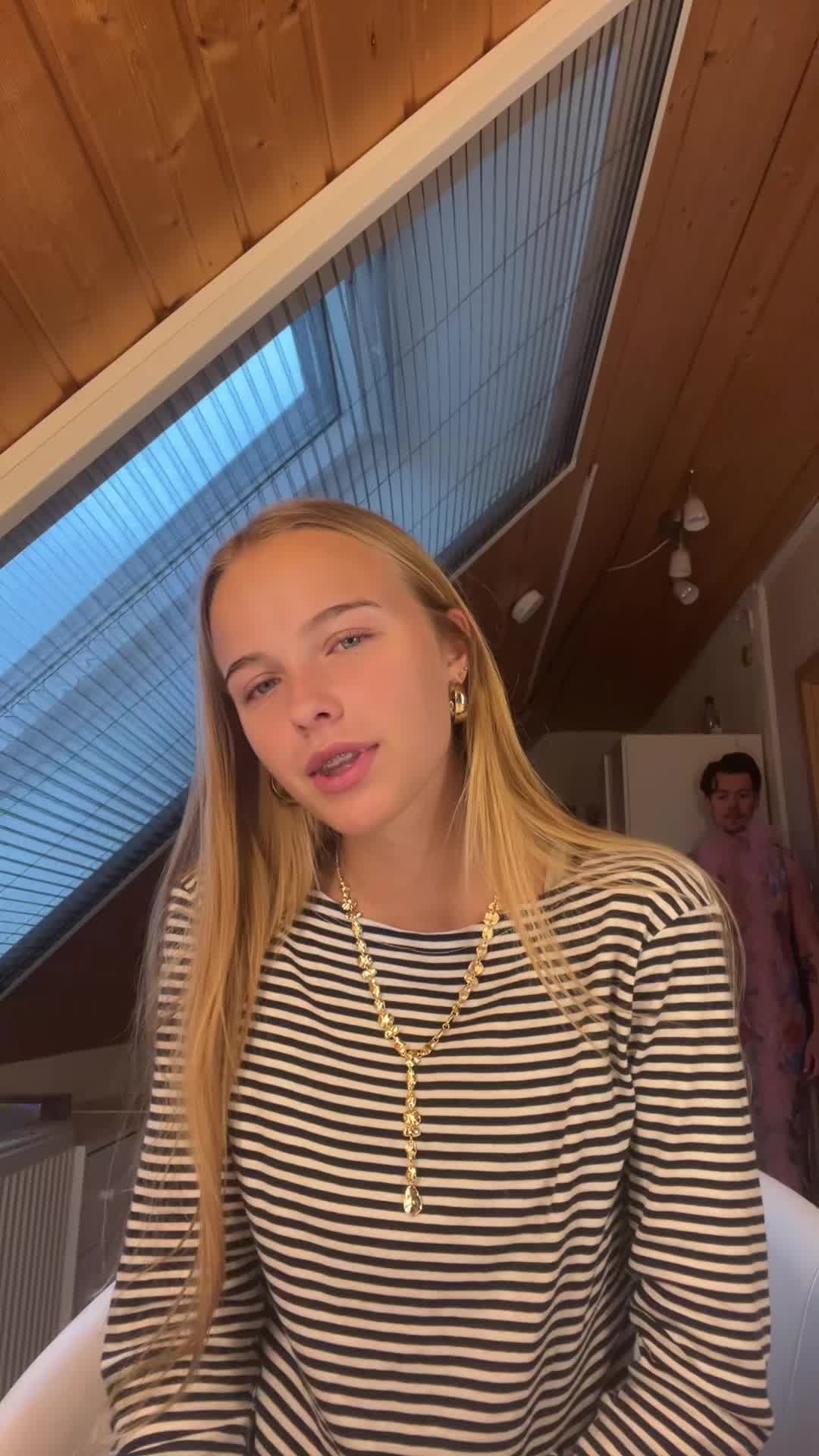 @Lena
