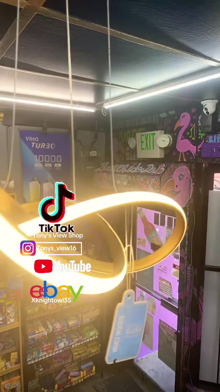 @Tony&rsquo;s View Shop