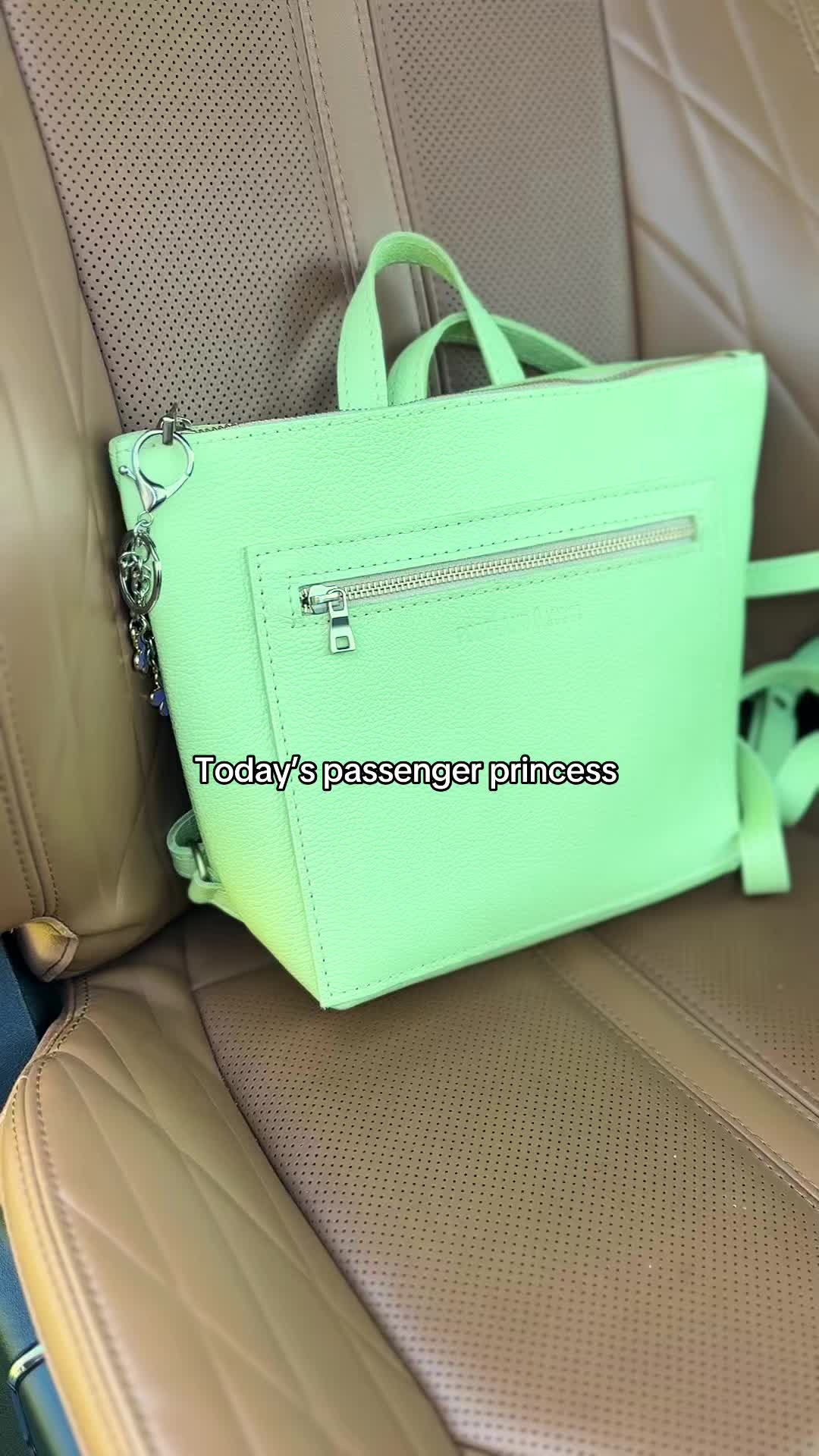 @Amanda Gray | Handbags & Style