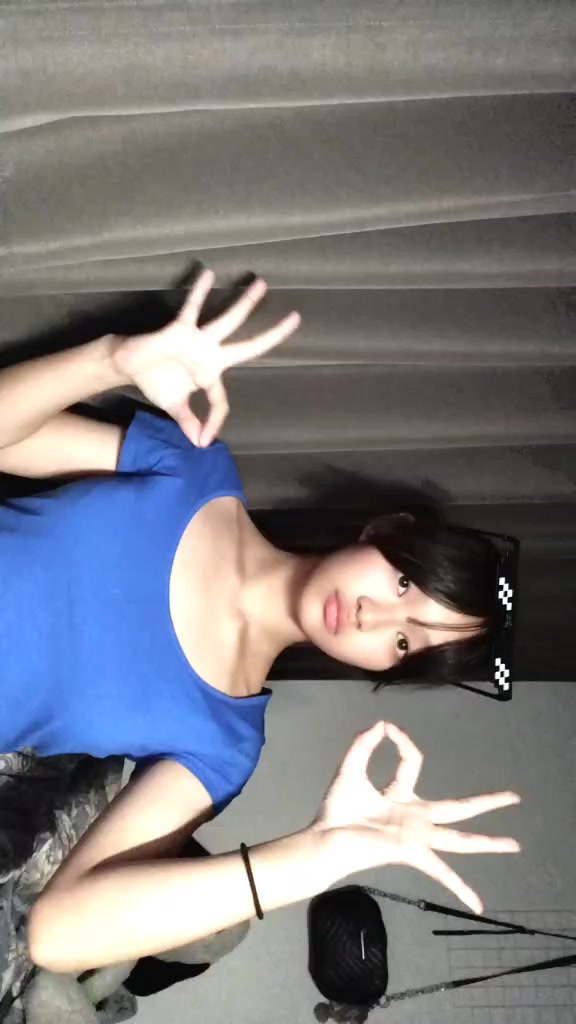 @揉ませてください