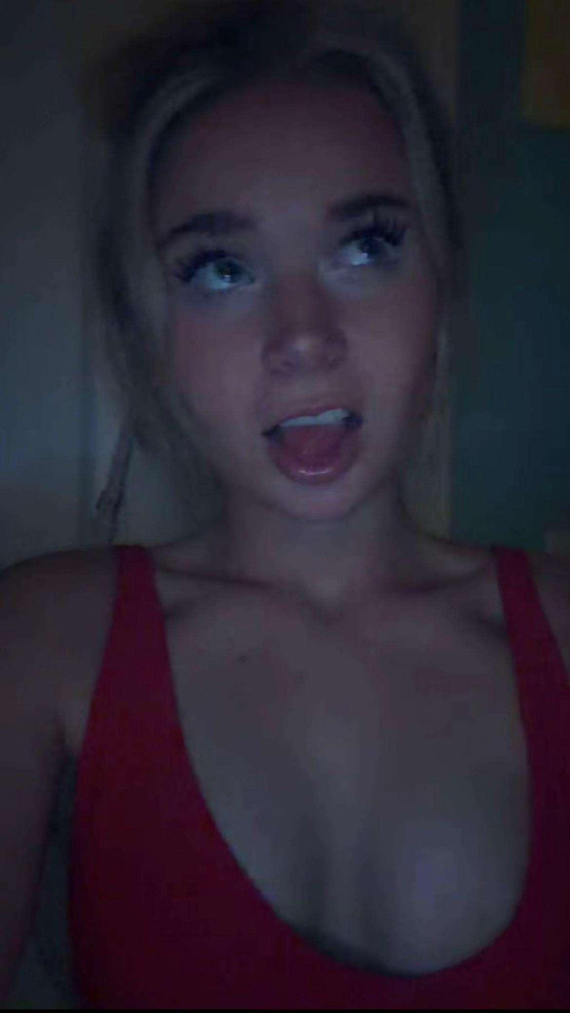 @lily