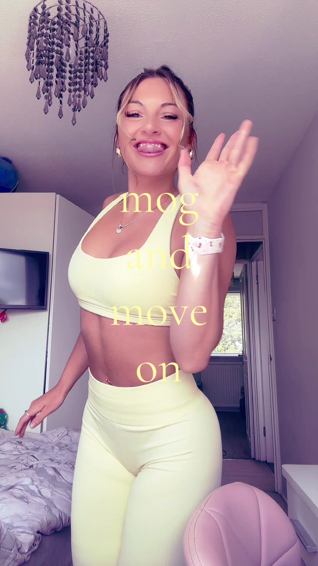 @abs👸🏋️&zwj;♀️