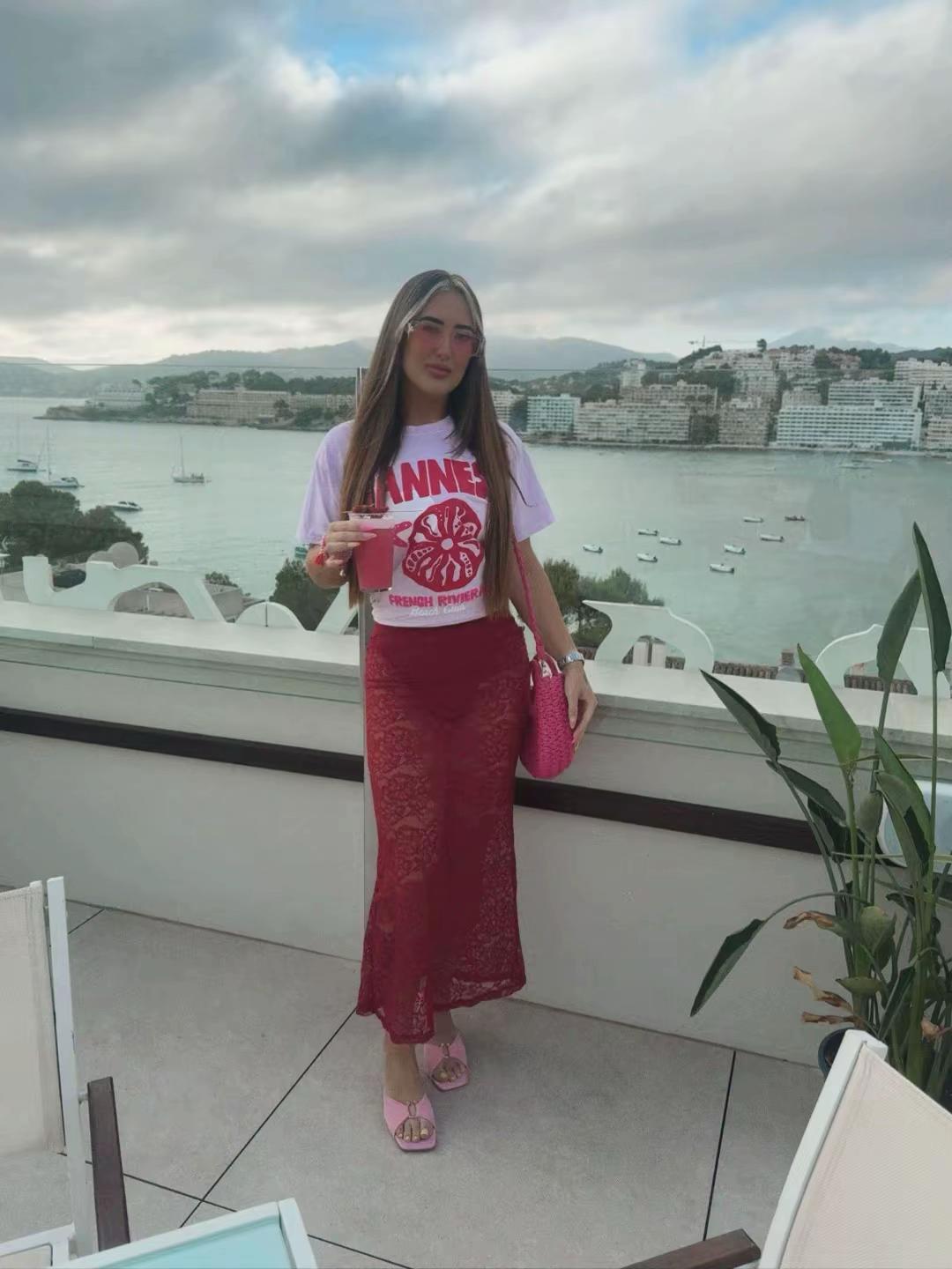 @Carly🍒🧿