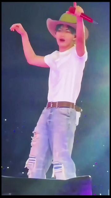 @Vera__BTS  taekkok V