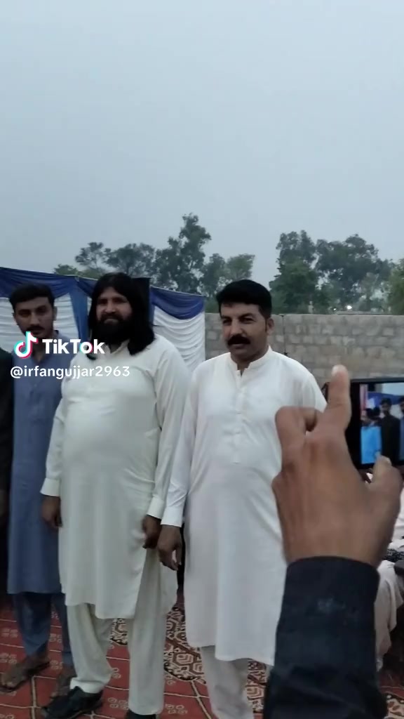 @Tanveer gujjar