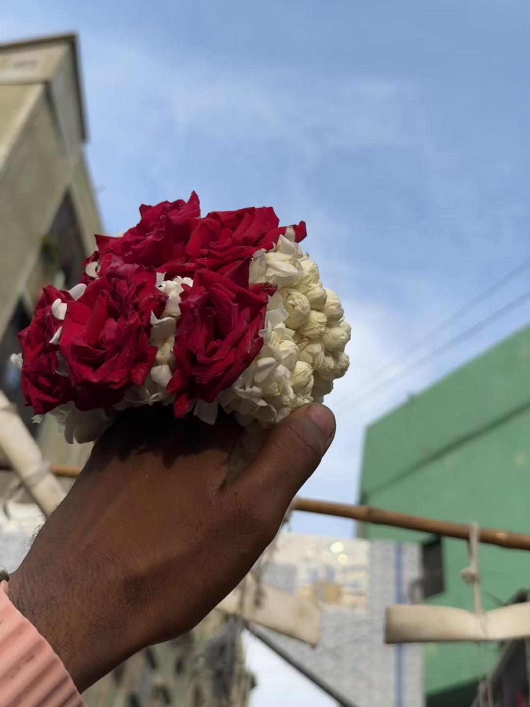 @🌹  𝐍𝐀𝐃𝐈𝐑 𝐅𝐋𝐎𝐖𝐄𝐑 🌹