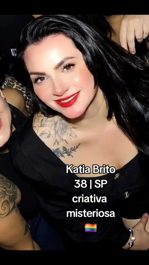 @k_mytra 🏳️&zwj;🌈