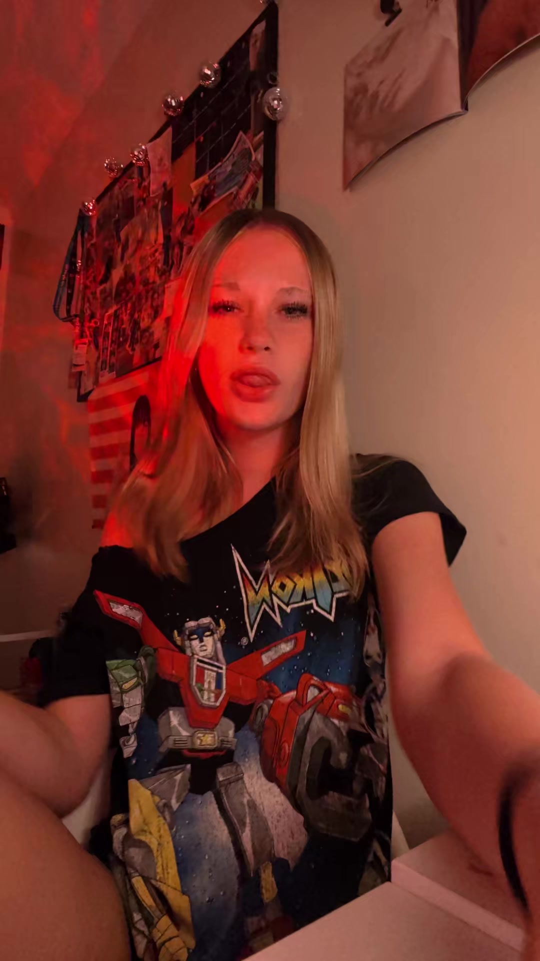 @ellaa🕸️