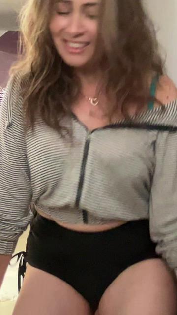@RoxyCarlos