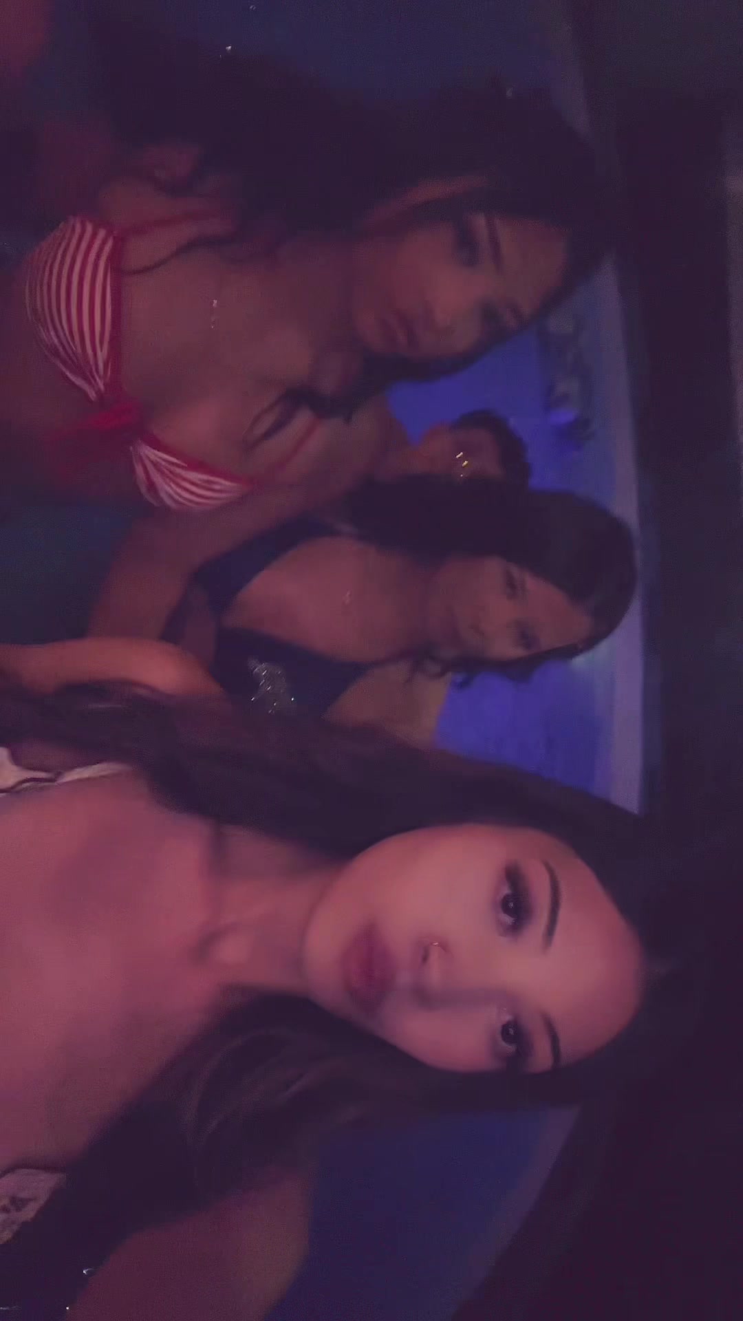 @𝒄𝒉𝒓𝒊𝒔𝒔𝒚 𝜗𝜚