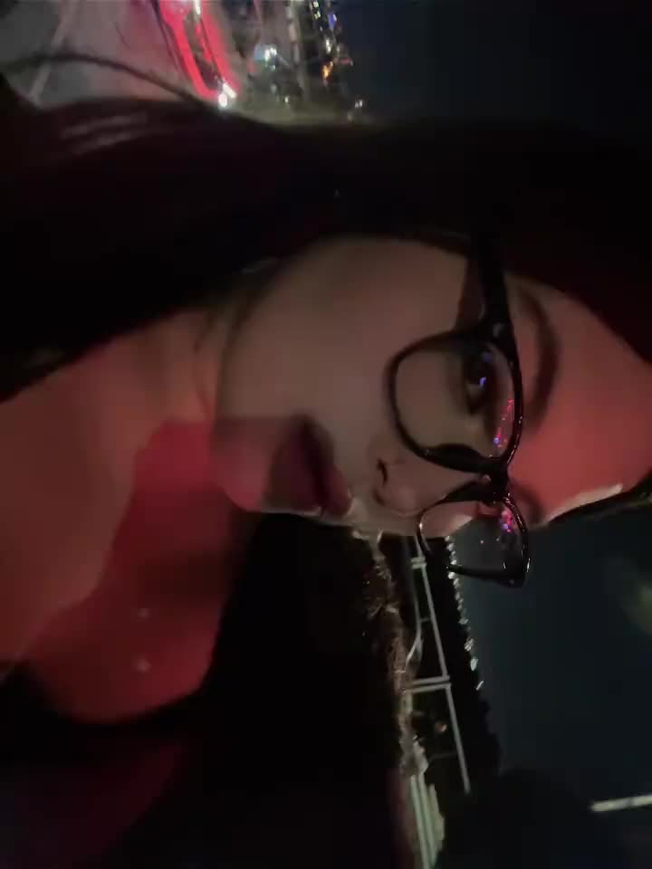 @✟