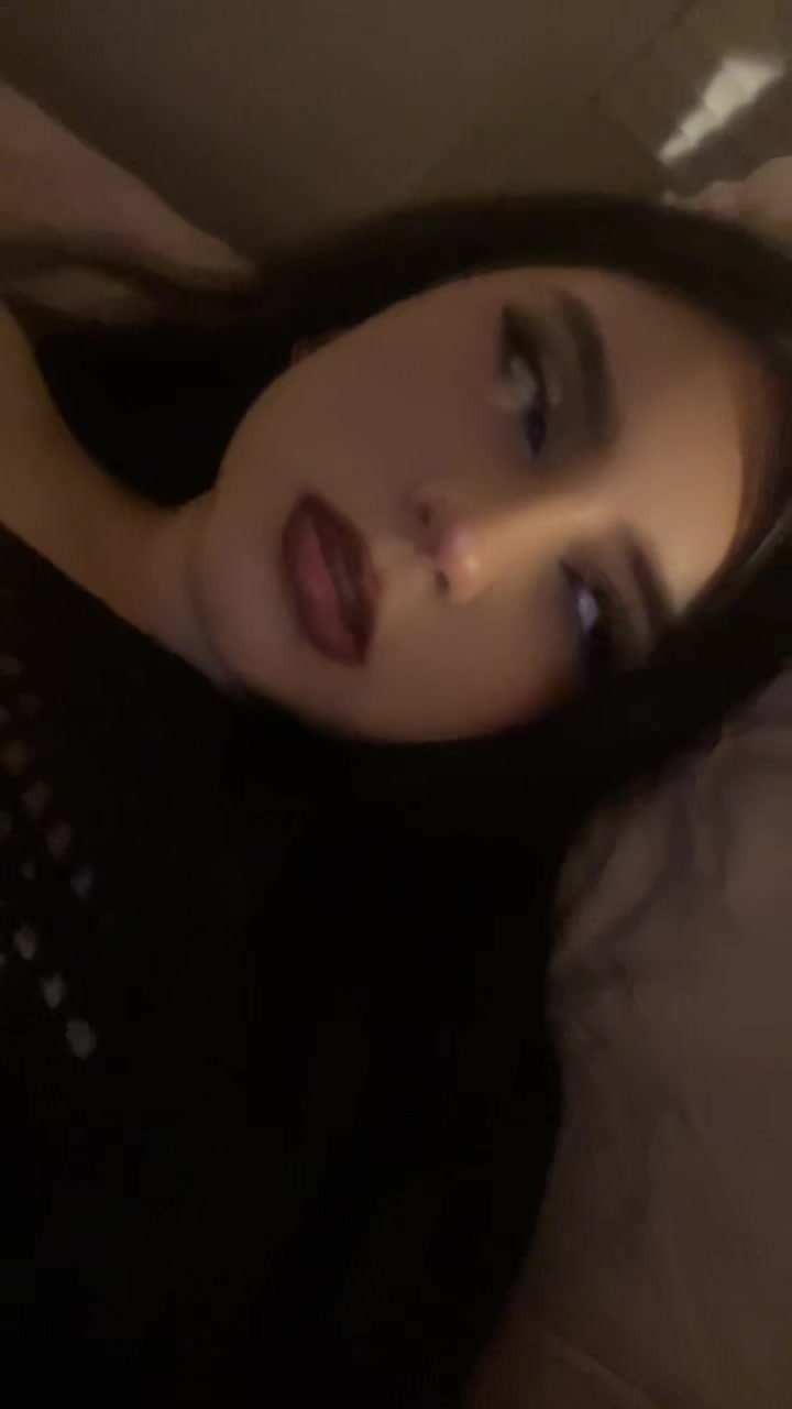 @𝒜𝓁ℯ𝓍𝒶𝓃𝒹𝓇𝒶